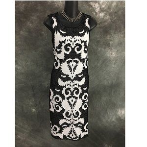 BEAUTIFUL St John collection knit black white dress size 2
